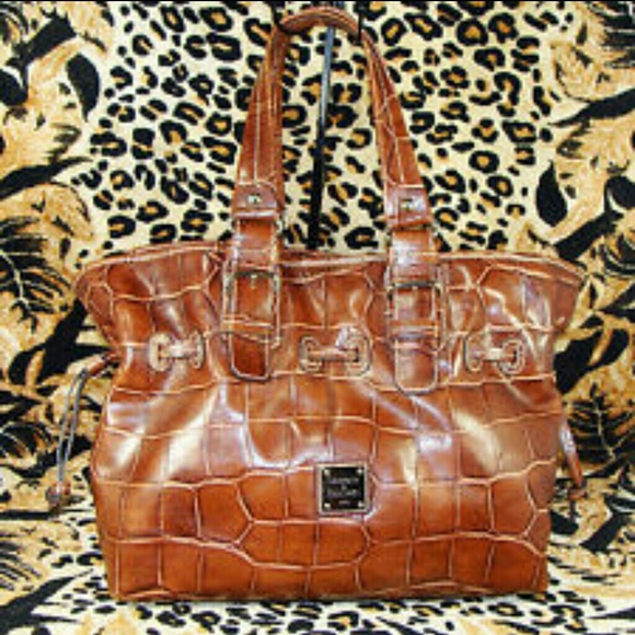 Dooney & Bourke Chiara - Picture 1 of 4