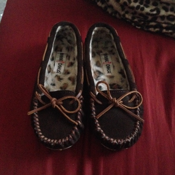 Minnetonka Brown/Cheetah Mocasins