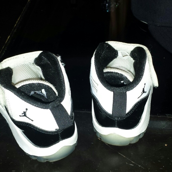 SOLD - Picture 3 of 4