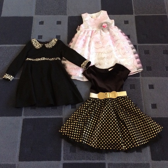 ‼️SOLD‼️ BUNDLE 4T DRESSES!!!!❤️❤️❤️ - Picture 1 of 4