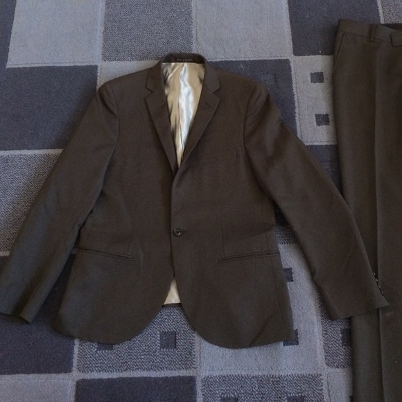 ‼️SOLD‼️ - Picture 2 of 4