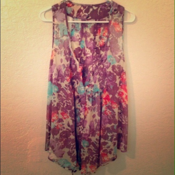 SOLD American Rag Doll Top