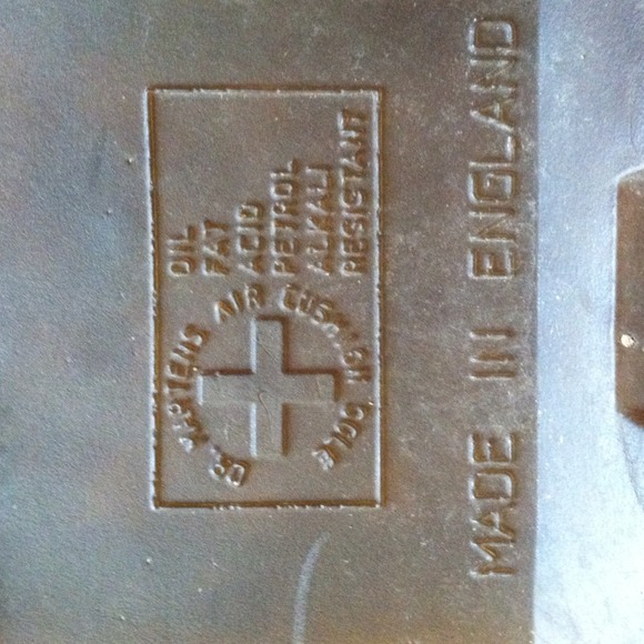 Brown Docs - Picture 2 of 5