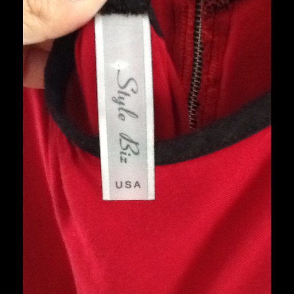 Halter top! - Picture 3 of 3