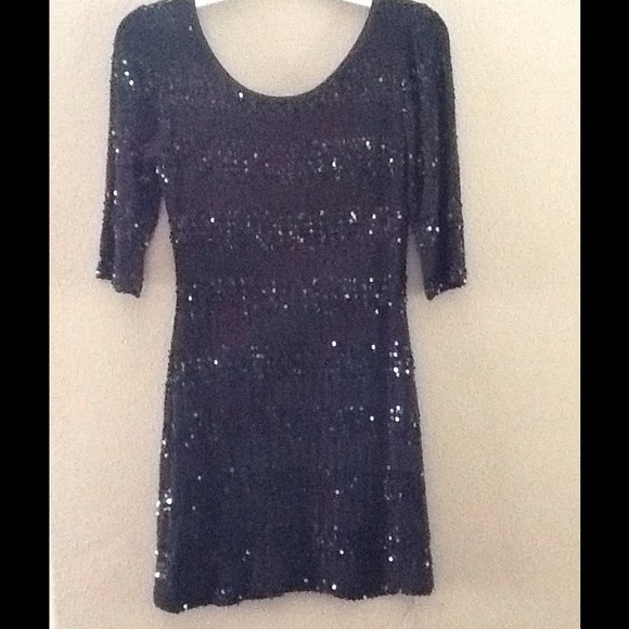 Black sequins dress