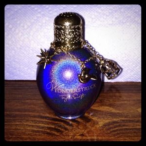 🎀Taylor swift wonderstruck perfume 🎀