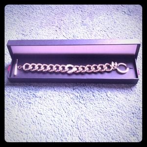 🎀Victoria's Secret bracelet🎀✂️price cut✂️