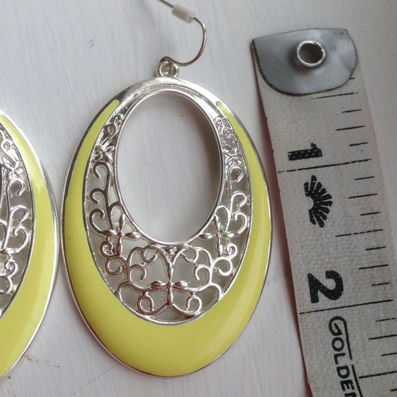 Yellow enamel silver filigree earrings - Picture 2 of 2