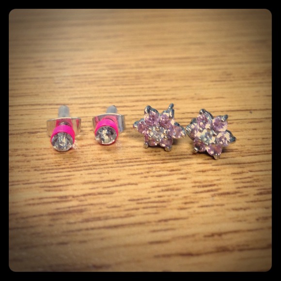 Pink earring pair!