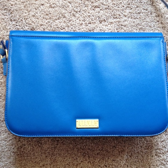 πSOLDπ Steve Madden Cross Body Bag - Picture 3 of 4