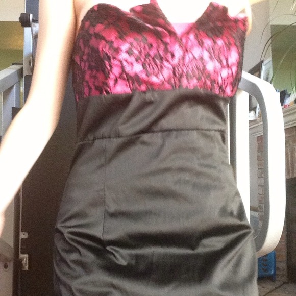 Strapless dress - Picture 3 of 3