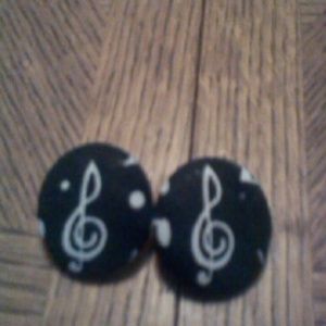 Music note earrings