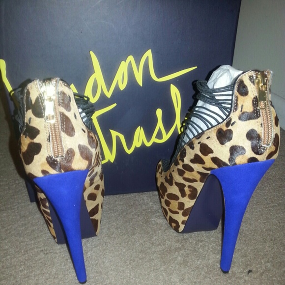 Brand new ?Beautiful shoes??? - Picture 2 of 3