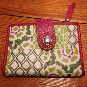 Fossil wallet