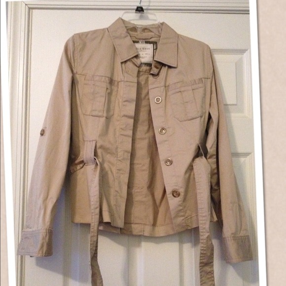 Khaki lightweight jacket