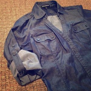 📦 SOLD IN BUNDLE Dark Blue Button-up Shirt