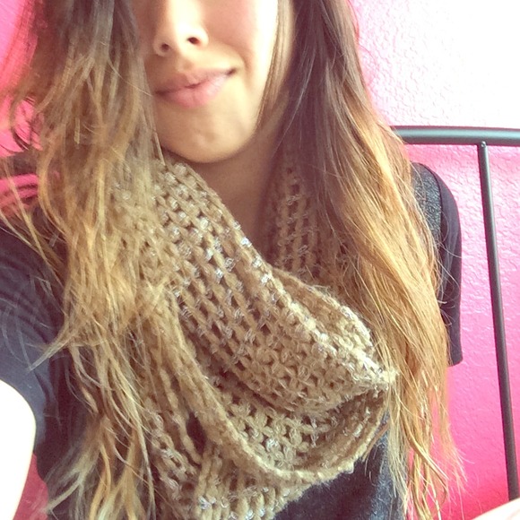 Light Brownish/Olive Endless Scarf