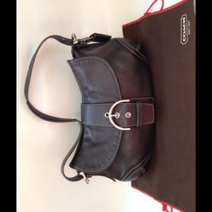 AUTHENTIC coach shoulder bag