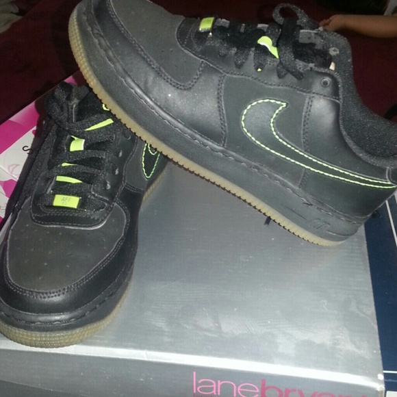 Nike - Picture 1 of 1