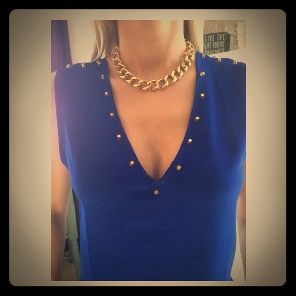 ⭐️SOLD⭐️South Moon Under Royal blue studded top