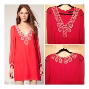 Reserved for Lobro92:French Connection Coral dress