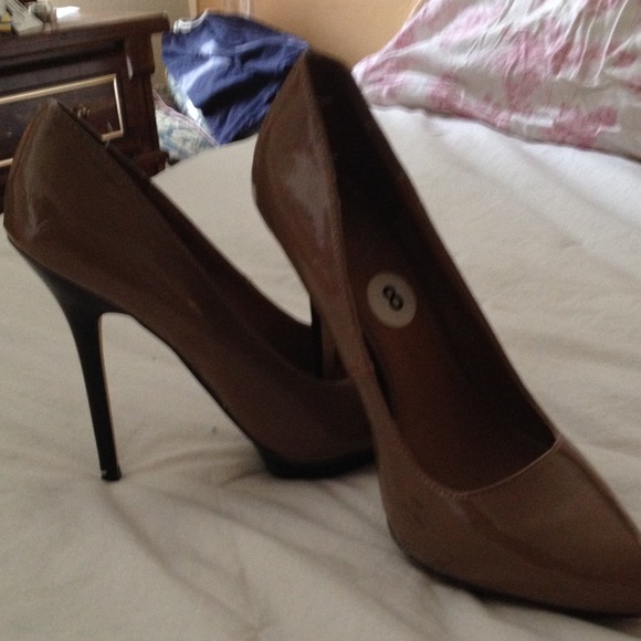 Shoes - Picture 2 of 2