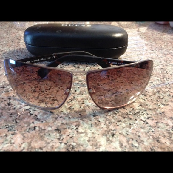 Kenneth Cole Reaction Gradient Sunglasses: Men