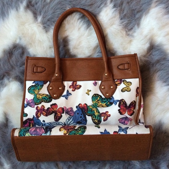 ALDO Bags - 🐚 ALDO Butterfly Handbag ALDO Bags - 🐚 ALDO Butterfly Handbag