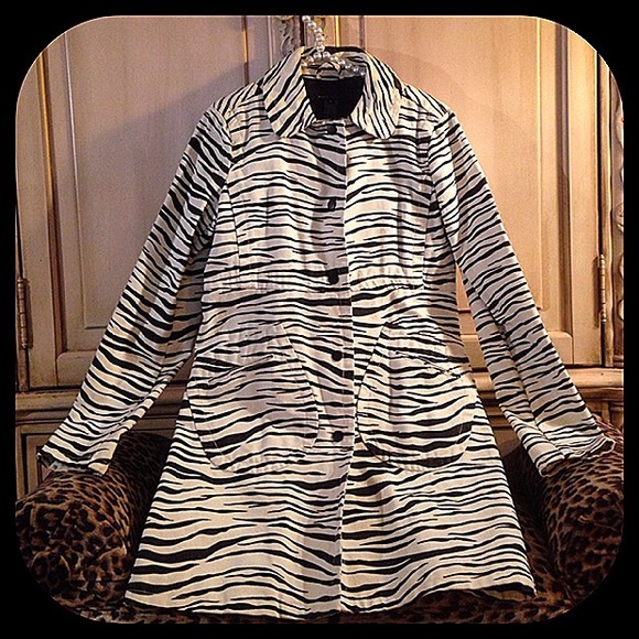Haute Couture Marc Jacobs distressed zebra jacket - Picture 3 of 4