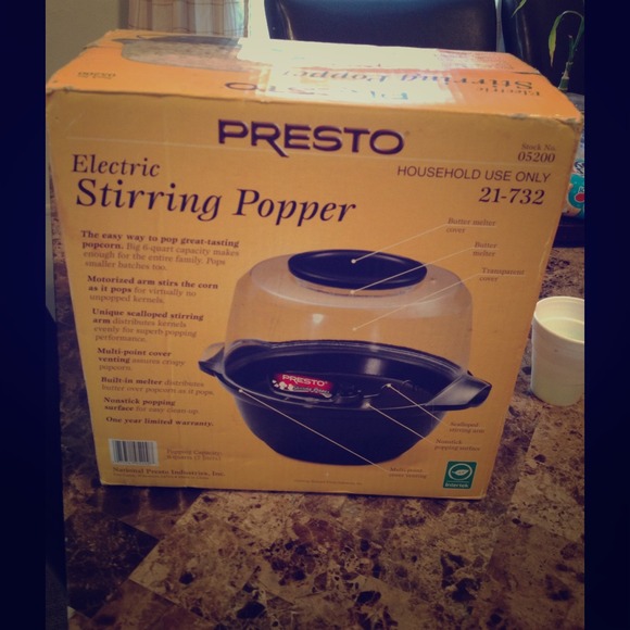 Presto popcorn maker
