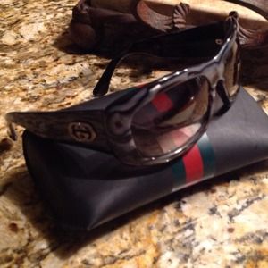 Sunglasses Gucci