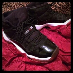 100% authentic Jordan Breds