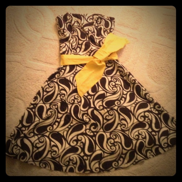 Patterned Tabitha dress (from Anthropologie)