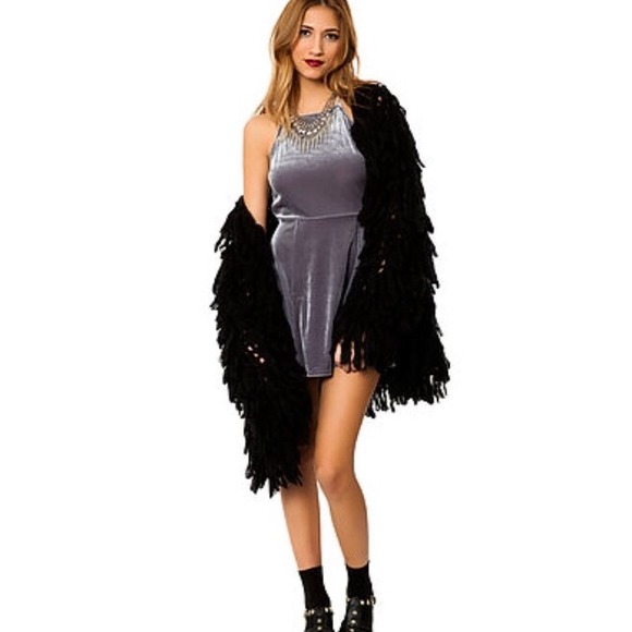 Grey velvet open back dress - Picture 3 of 3