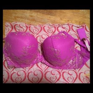 VS push-up bra