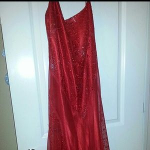 Lace red social dress
