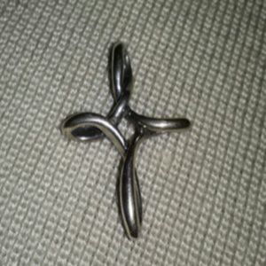 Silver cross pendant