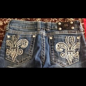 Sold!Miss Me Fleur Bootcut Denim