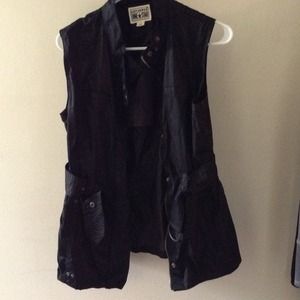 Converse One Star Black Vest