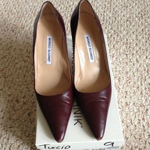 Manolo Blahnik pumps, rich brown, size 39