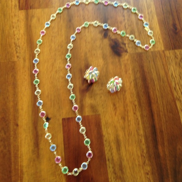 Vintage pastel crystal necklace & earrings