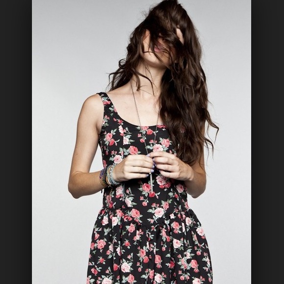 Brandy melville jessa dress - Picture 1 of 2