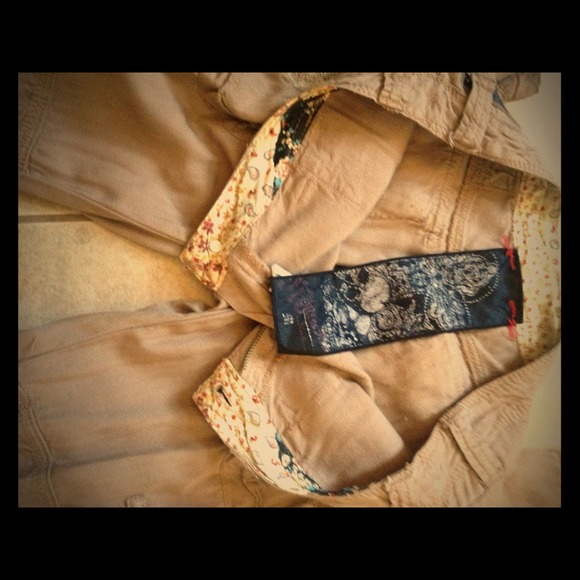 Miss Me lightweight cargo sz M