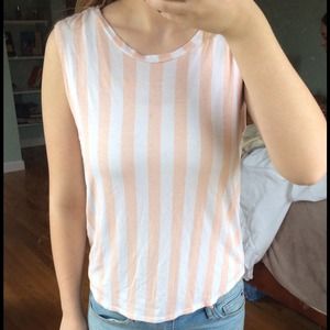 Tank top / Muscle tee