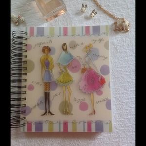 GIRLFRIENDS spiral photo album with fashion. NEW