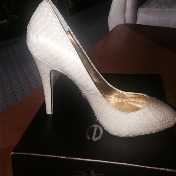 Bebe pump - Picture 2 of 4