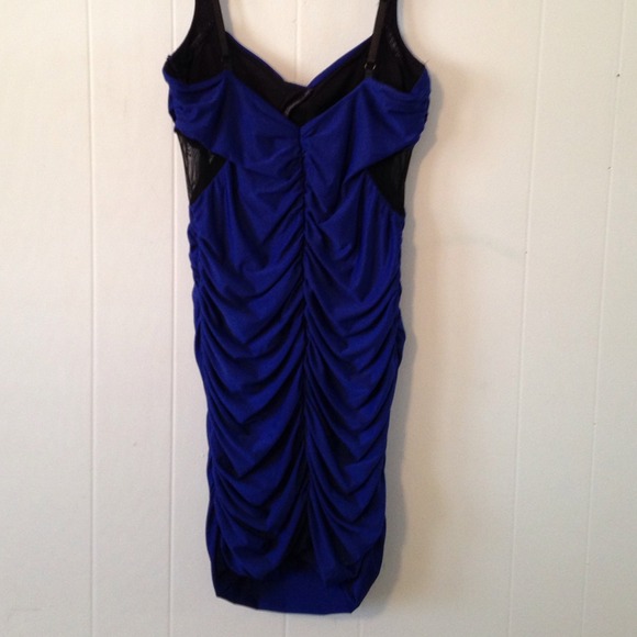 Dress - Picture 3 of 3