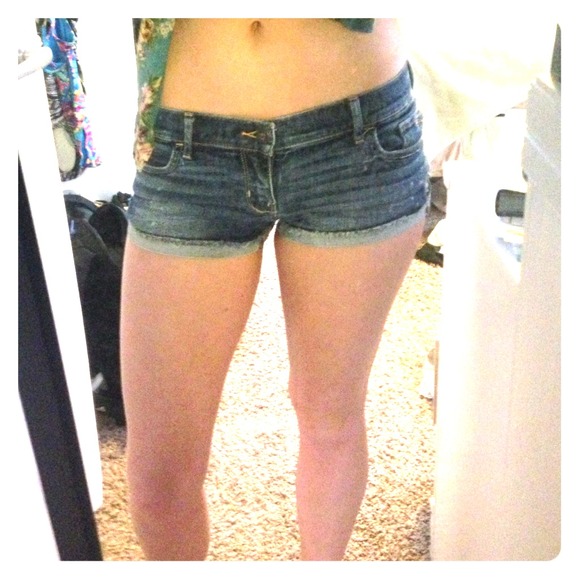 Hollister Destroyed Denim Short Shorts Size 5