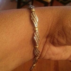 Diamond tennis bracelet