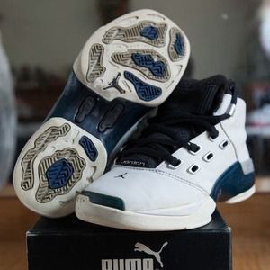 Air Jordan XVIII (GS) size 3.5Y